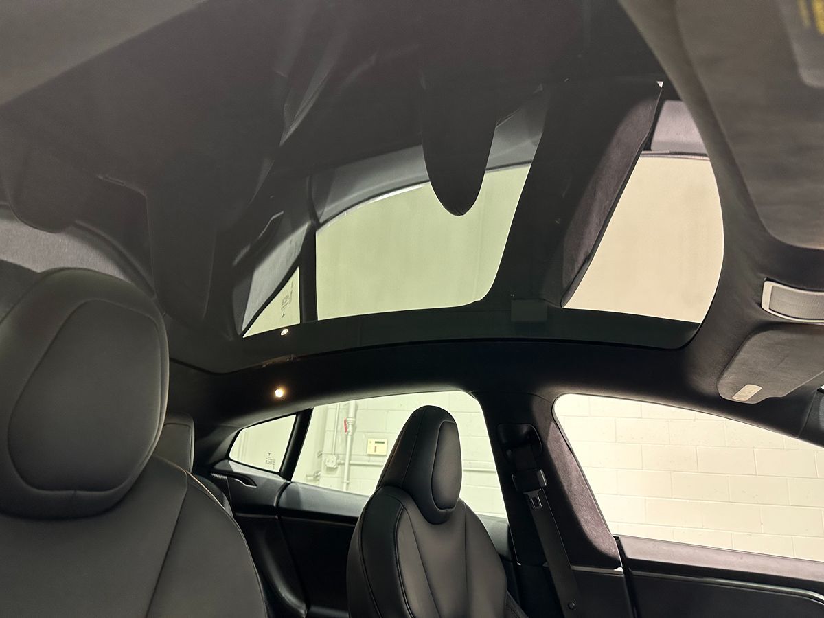 2020 Tesla Model S Long Range Plus photo 11