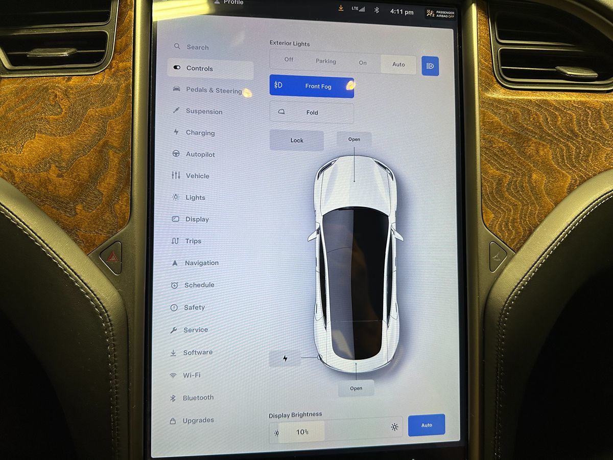 2020 Tesla Model S Long Range Plus photo 22