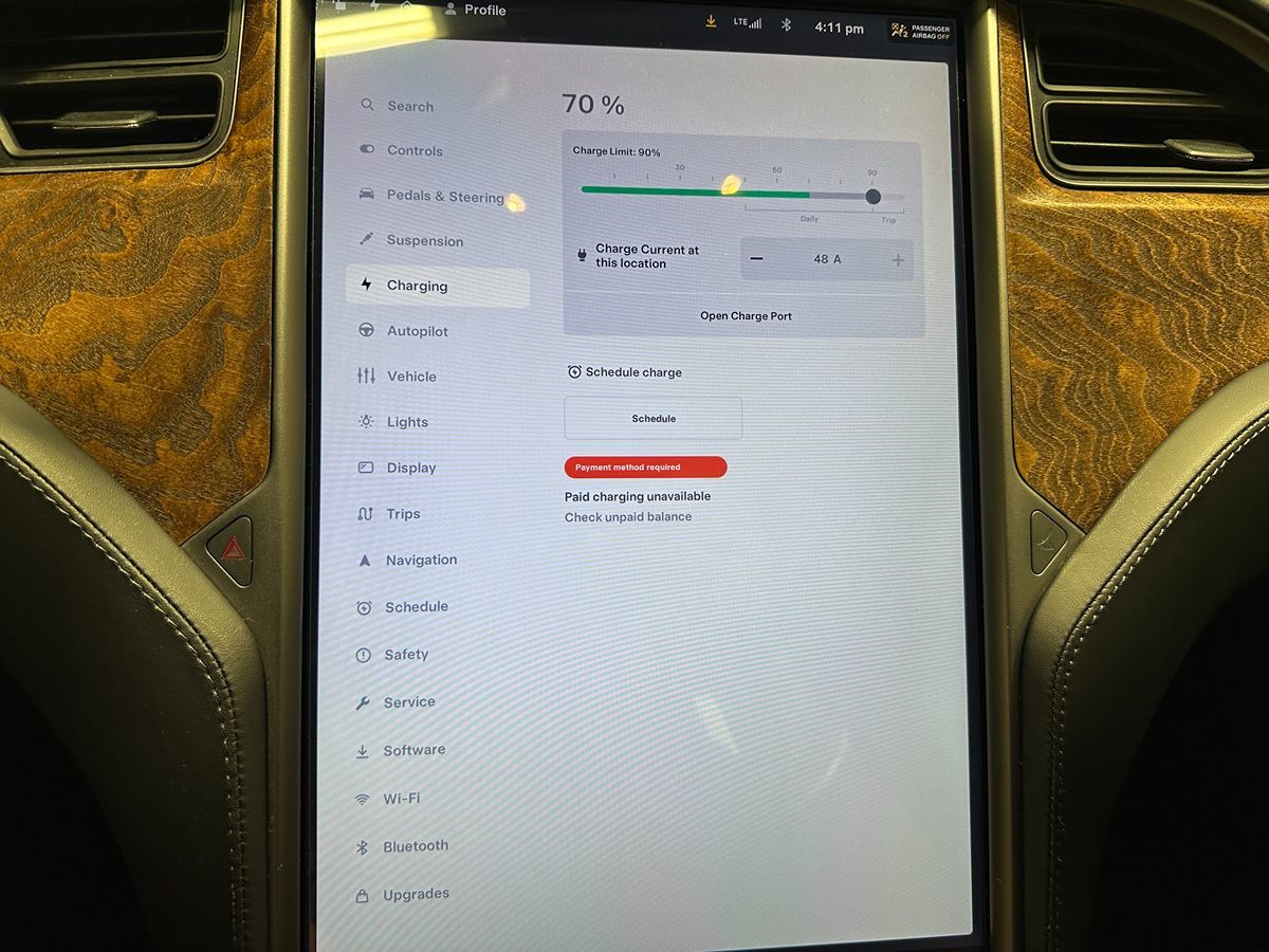 2020 Tesla Model S Long Range Plus photo 23
