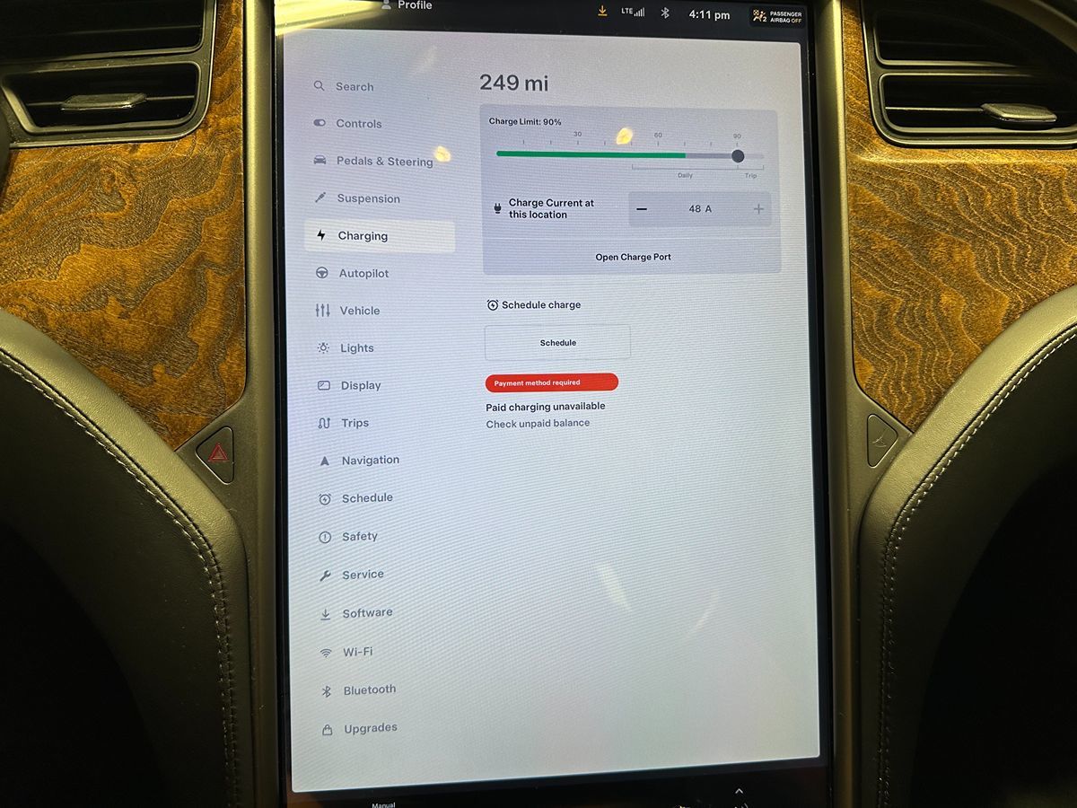 2020 Tesla Model S Long Range Plus photo 24