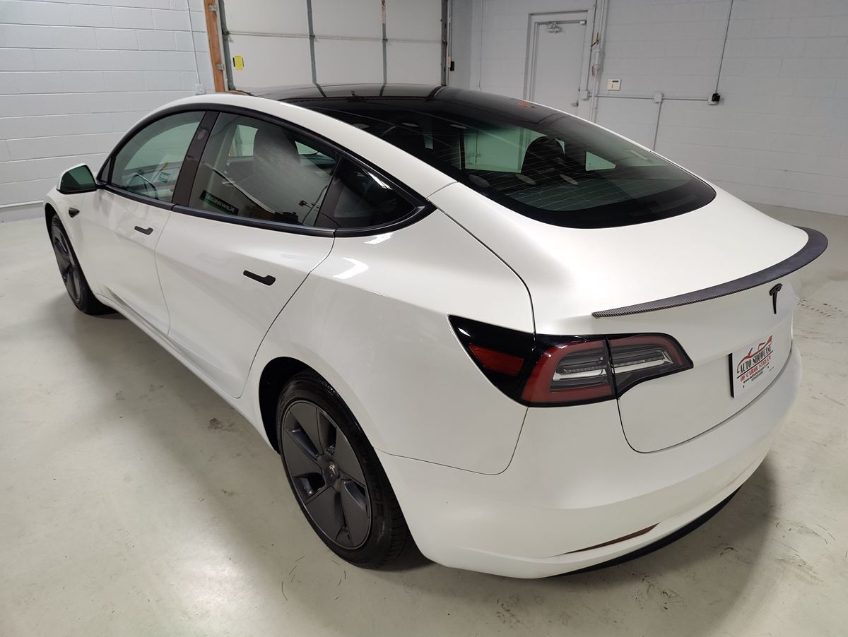 2023 Tesla Model 3 photo 16