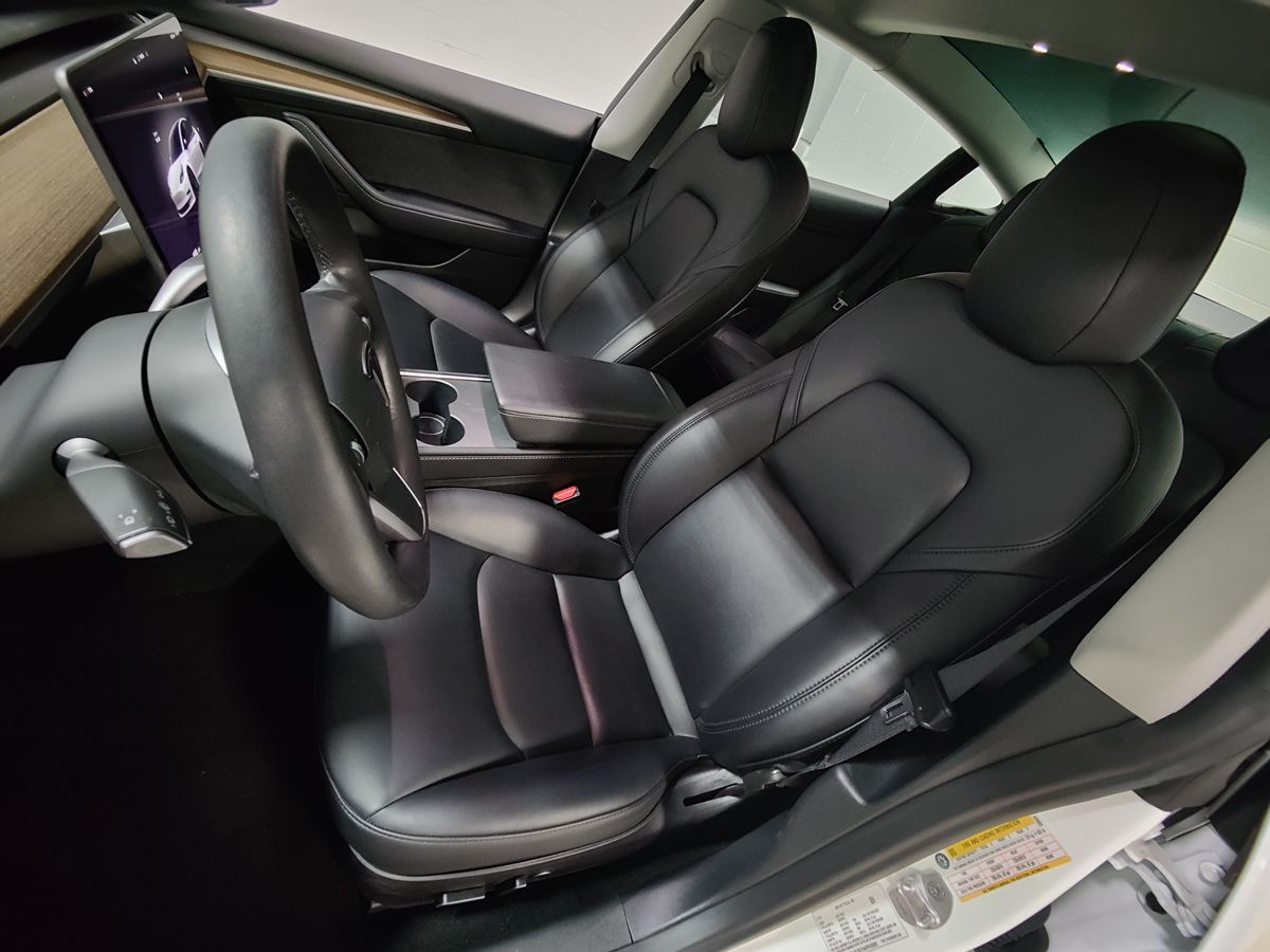 2023 Tesla Model 3 photo 19