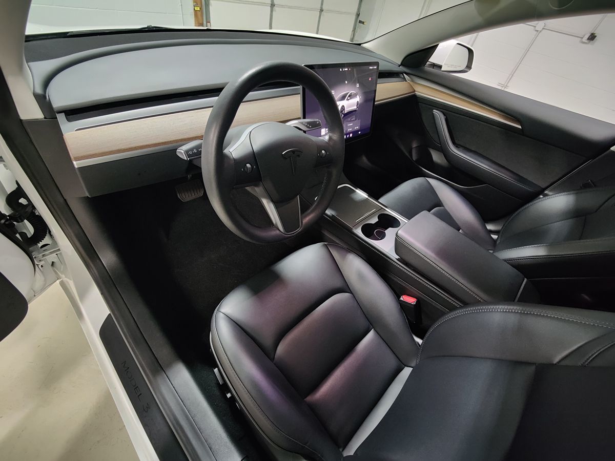 2023 Tesla Model 3 photo 20