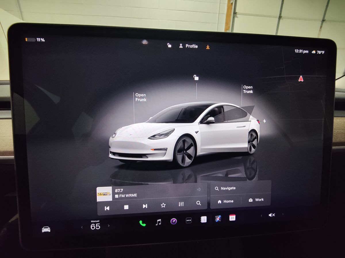 2023 Tesla Model 3 photo 23