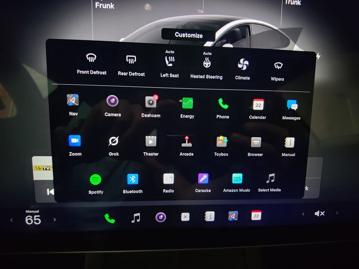 2023 Tesla Model 3 photo 24
