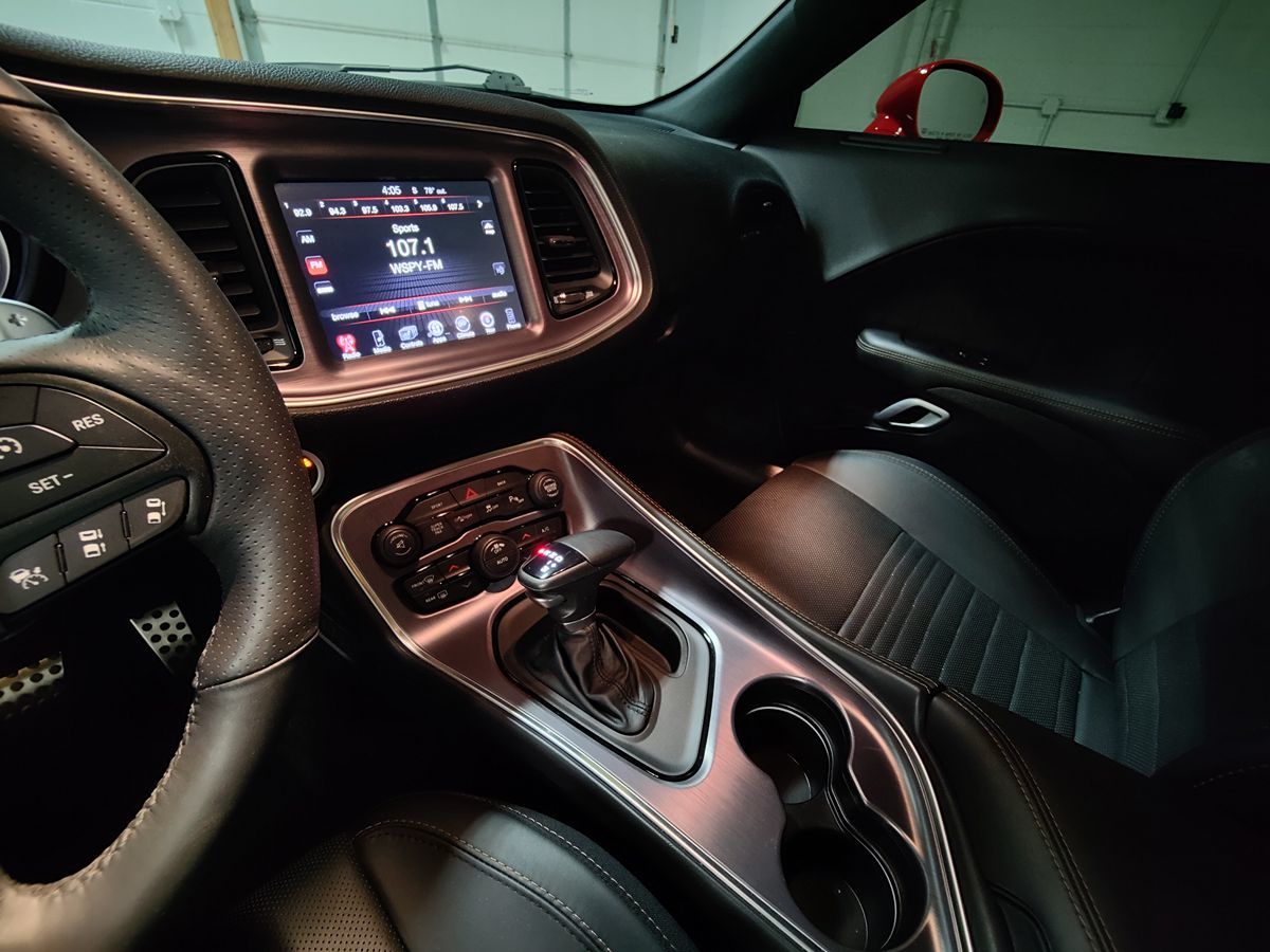 2015 Dodge Challenger R/T Plus Shaker photo 26