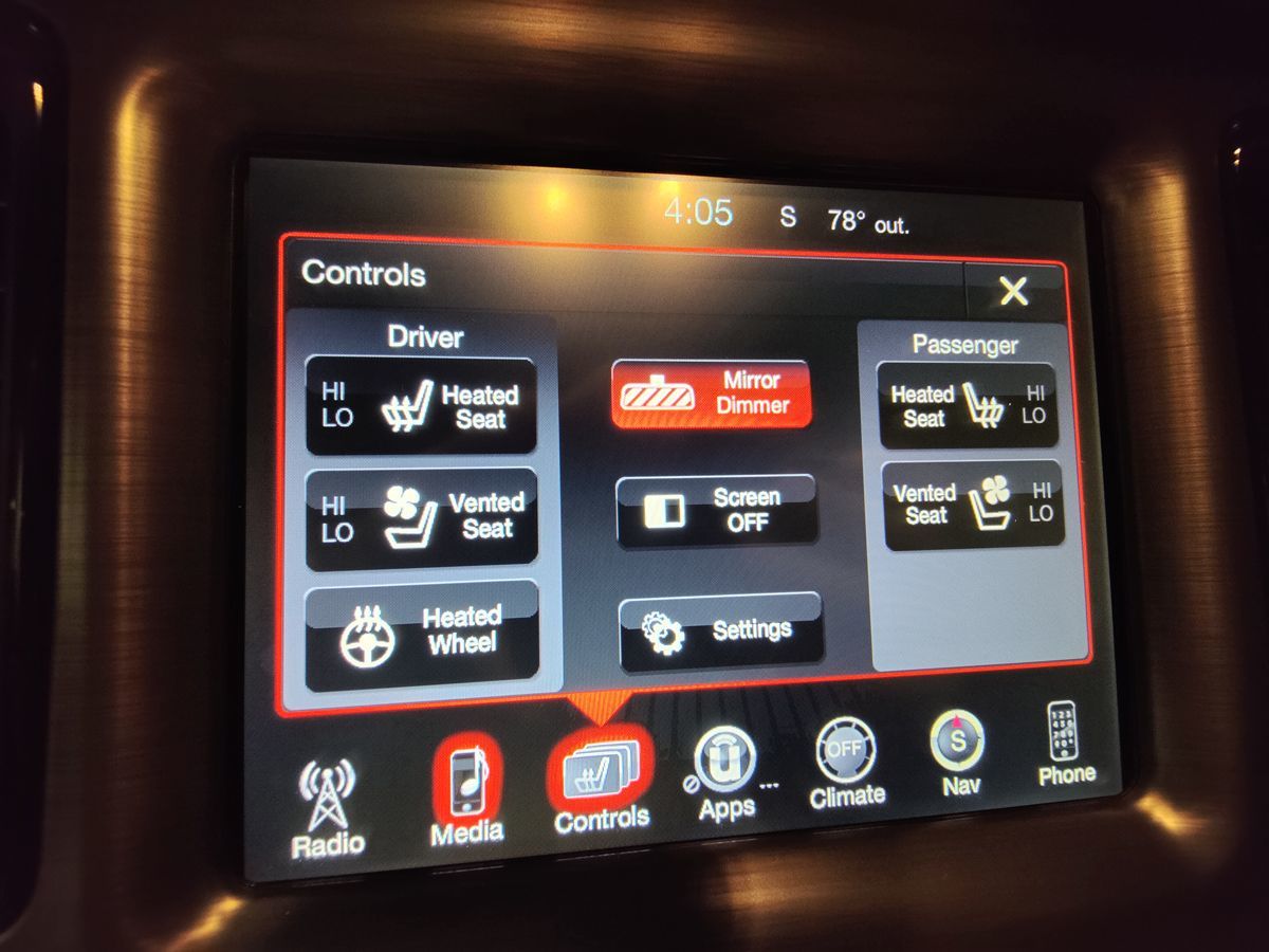 2015 Dodge Challenger R/T Plus Shaker photo 31