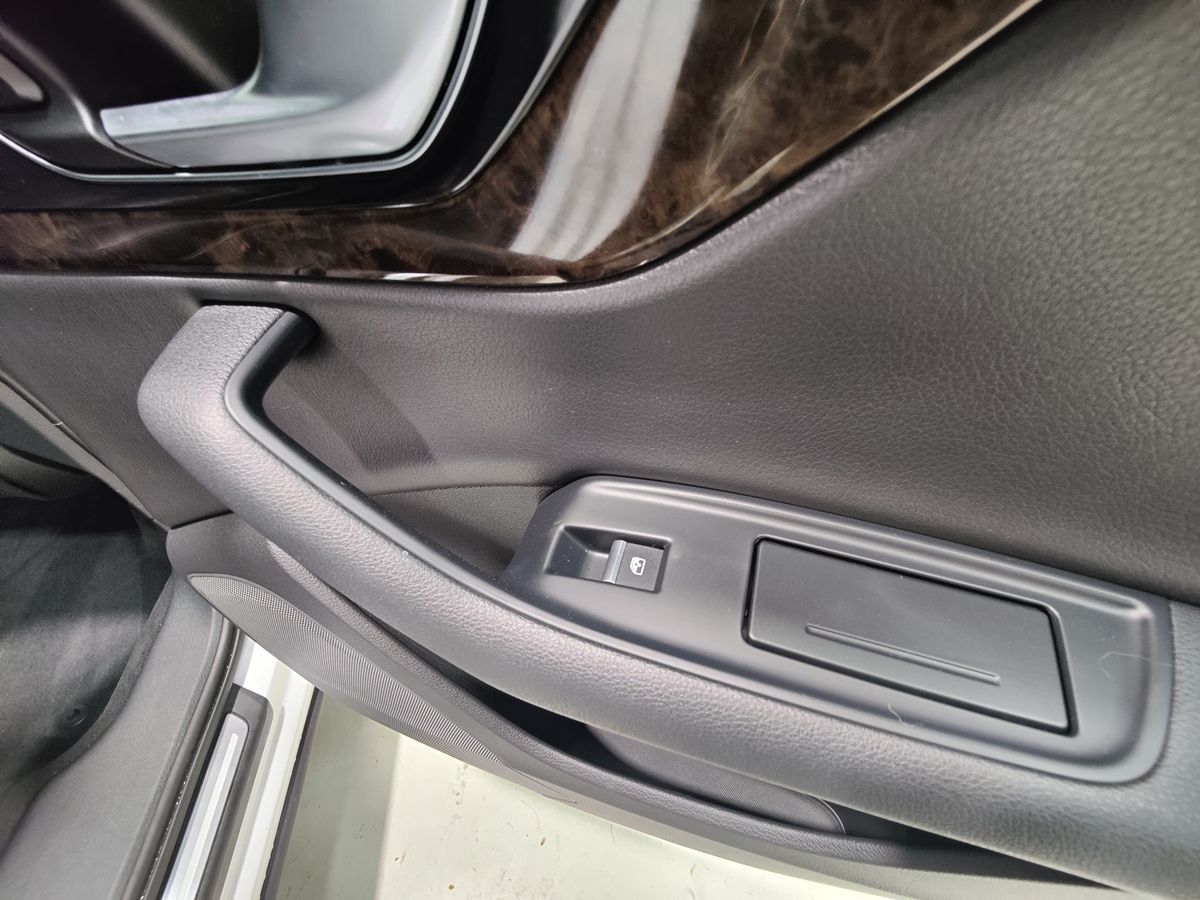 2017 Audi Q7 Premium Plus photo 11