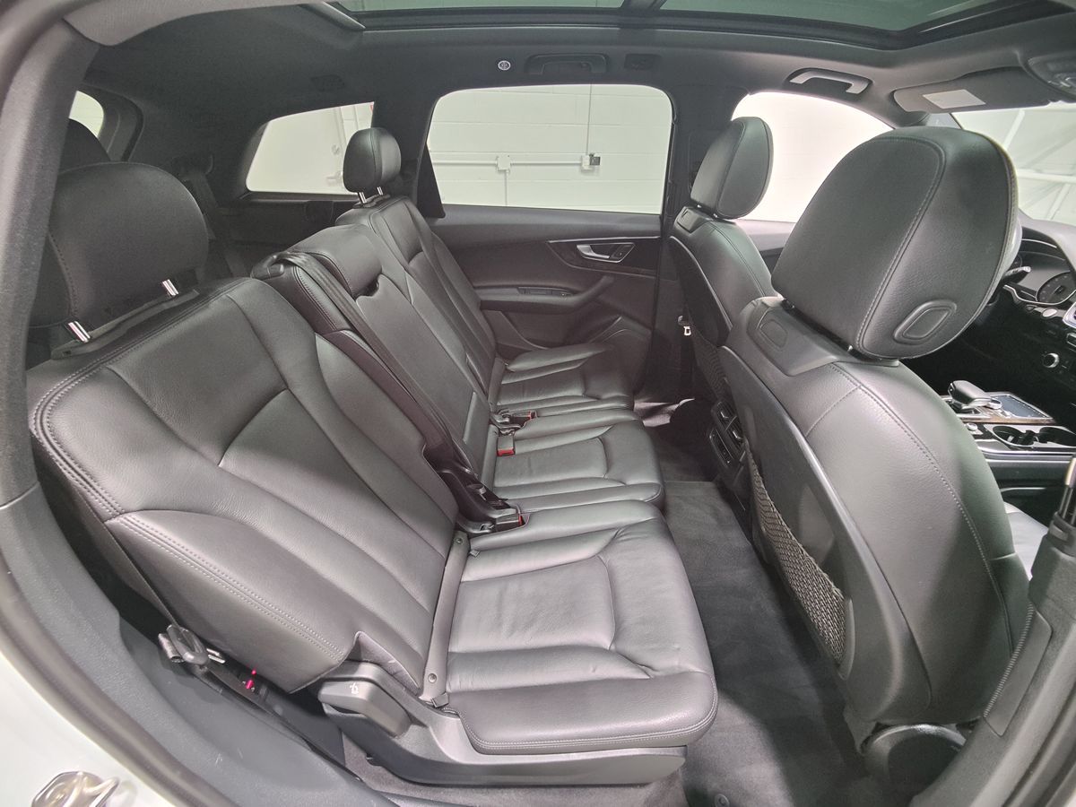2017 Audi Q7 Premium Plus photo 12