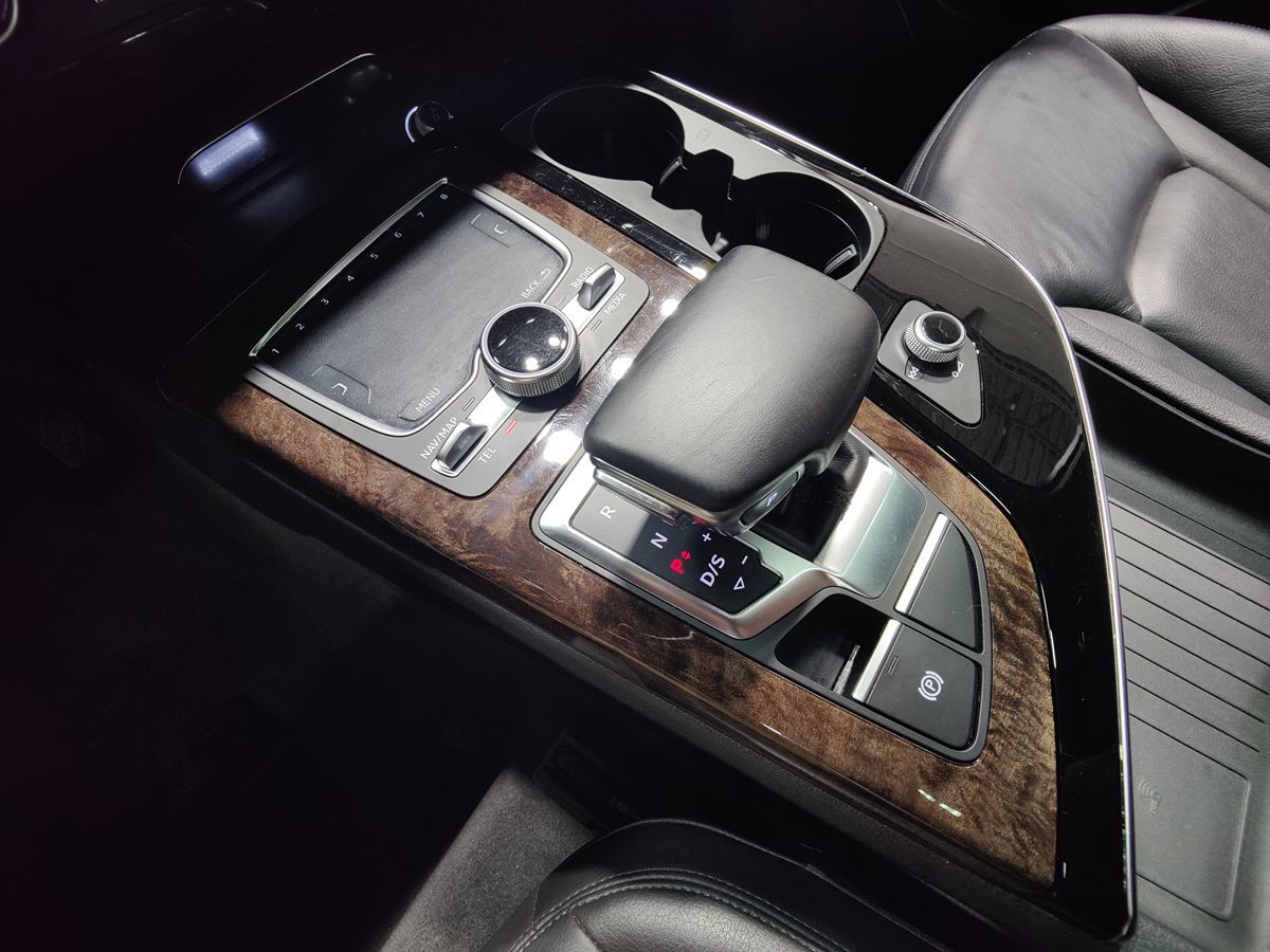2017 Audi Q7 Premium Plus photo 26
