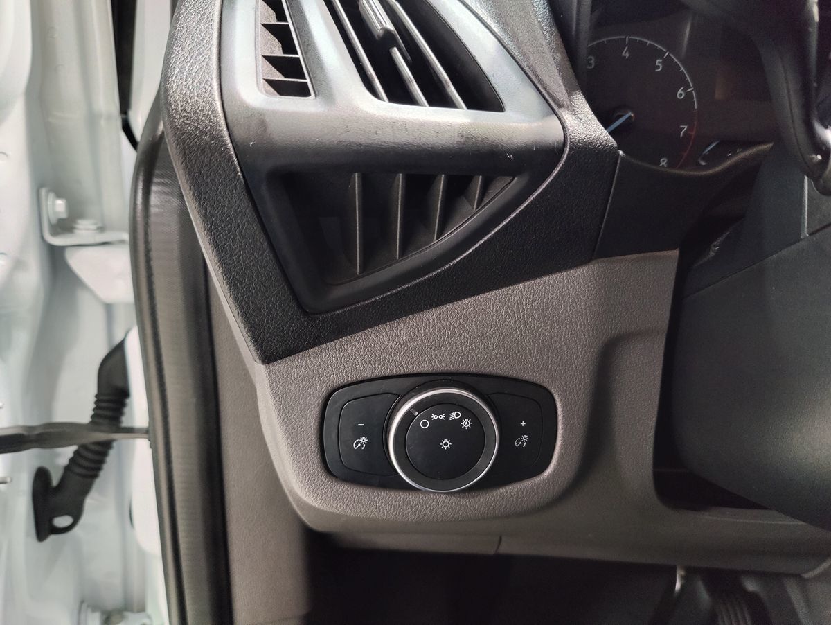 2023 Ford Transit Van XL photo 23