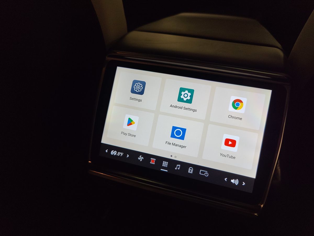 2024 Tesla Model Y Long Range photo 15