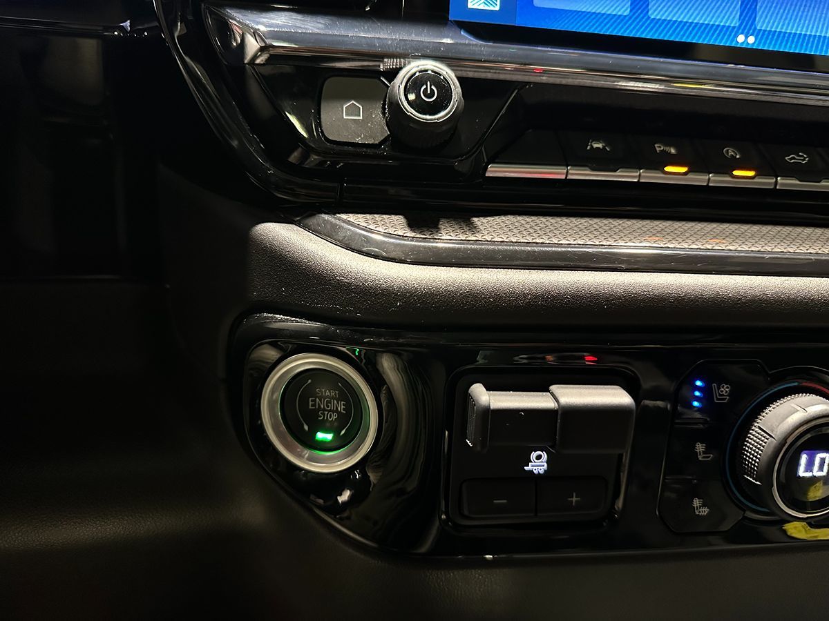 2023 Chevrolet Silverado 1500 ZR2 photo 34