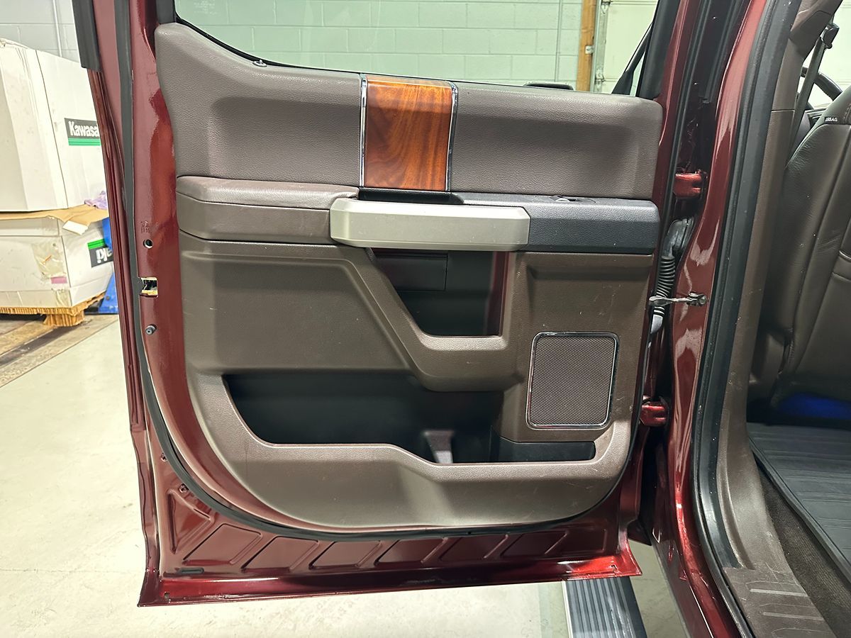 2016 Ford F-150 King Ranch photo 19