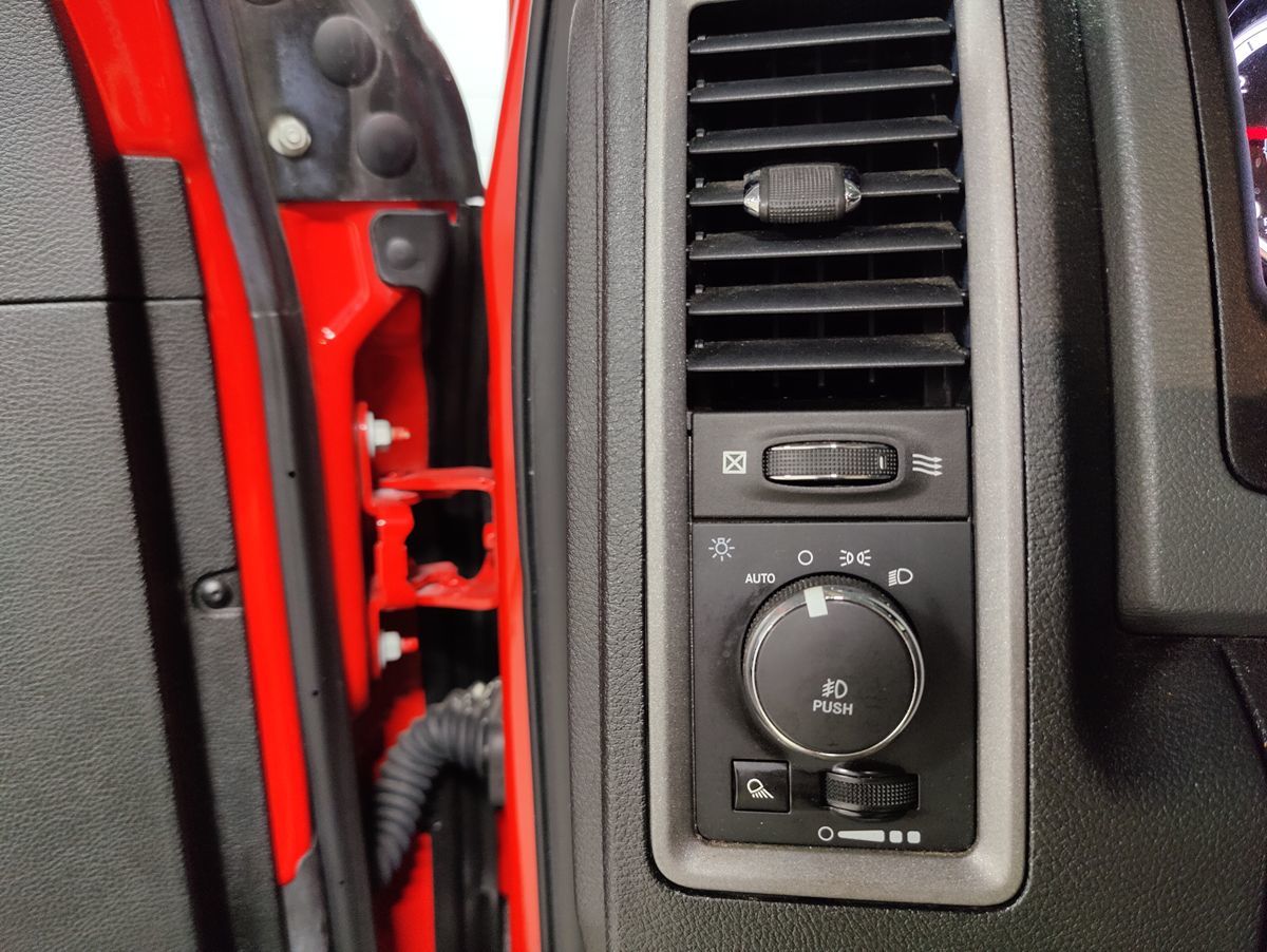 2018 Ram 1500 Express photo 22