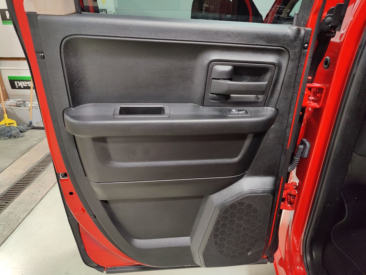 2018 Ram 1500 Express photo 31