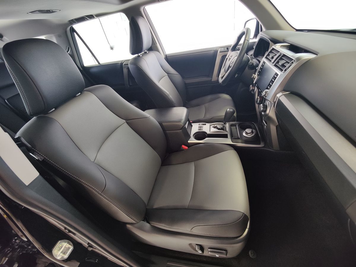 2023 Toyota 4Runner SR5 Premium photo 9