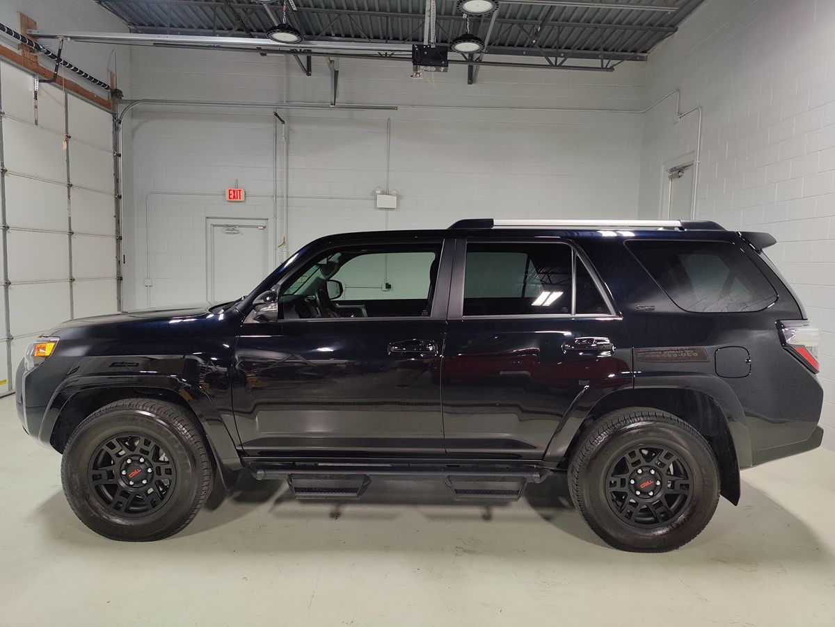 2023 Toyota 4Runner SR5 Premium photo 14