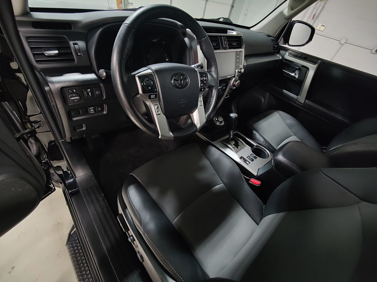 2023 Toyota 4Runner SR5 Premium photo 20