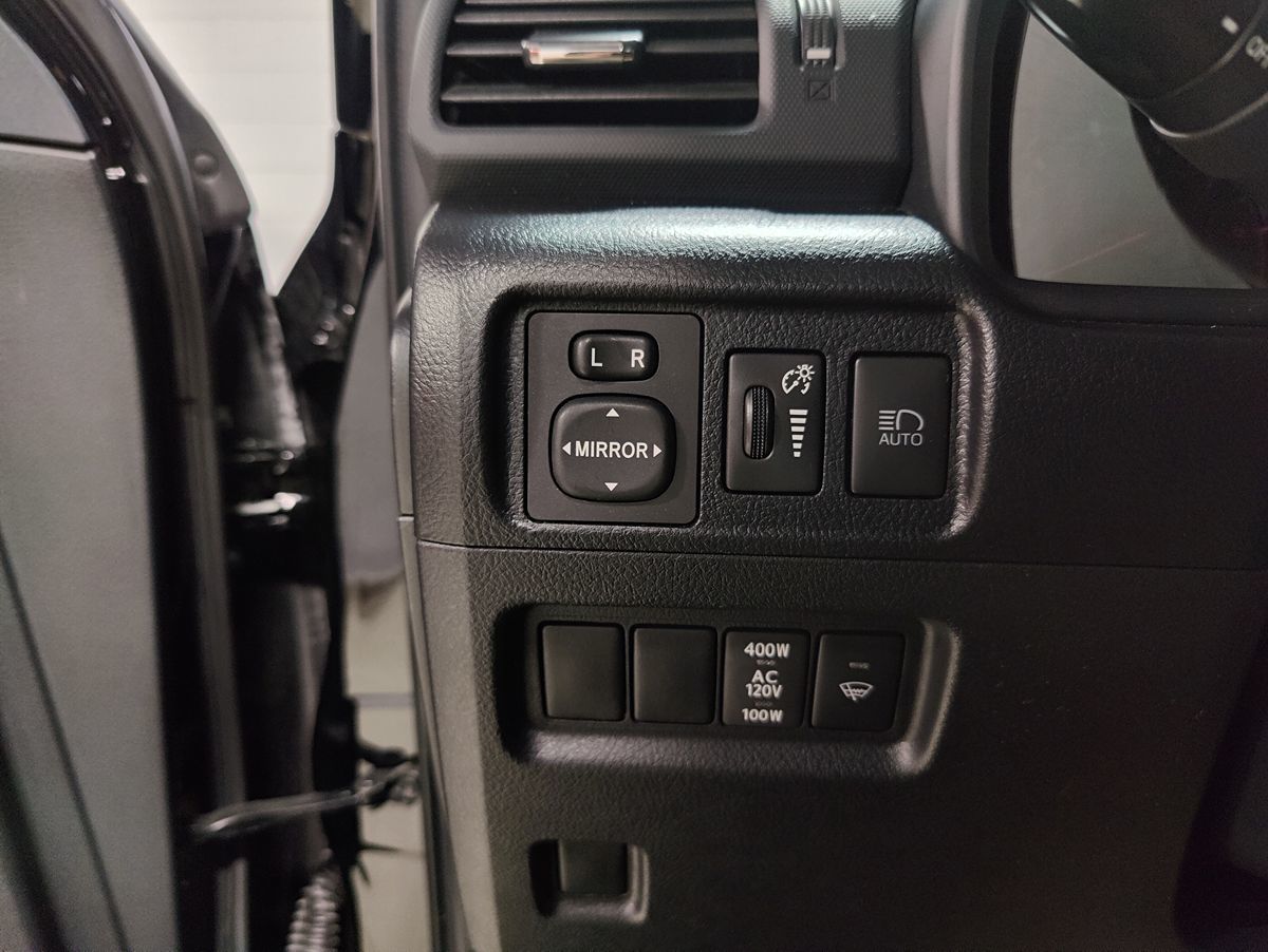 2023 Toyota 4Runner SR5 Premium photo 21