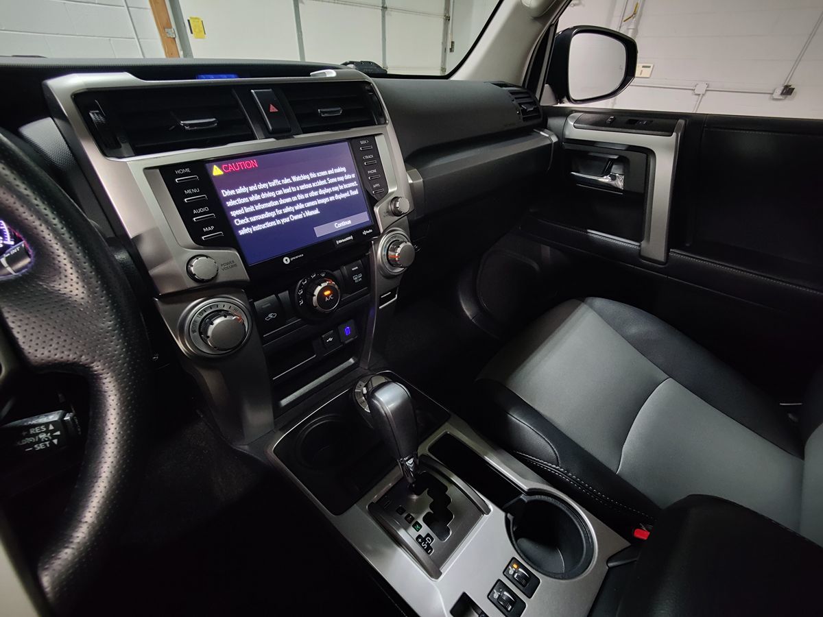 2023 Toyota 4Runner SR5 Premium photo 26