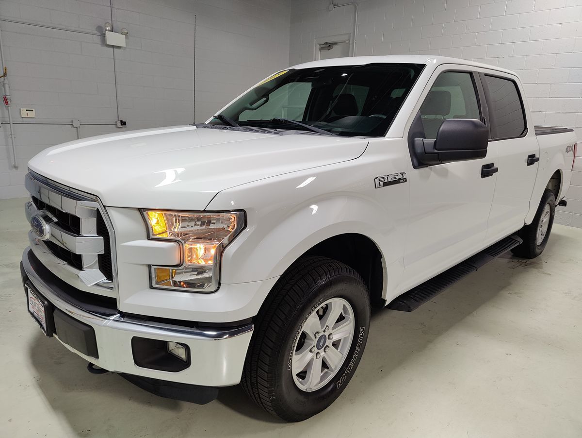 2015 Ford F-150 XLT photo 14