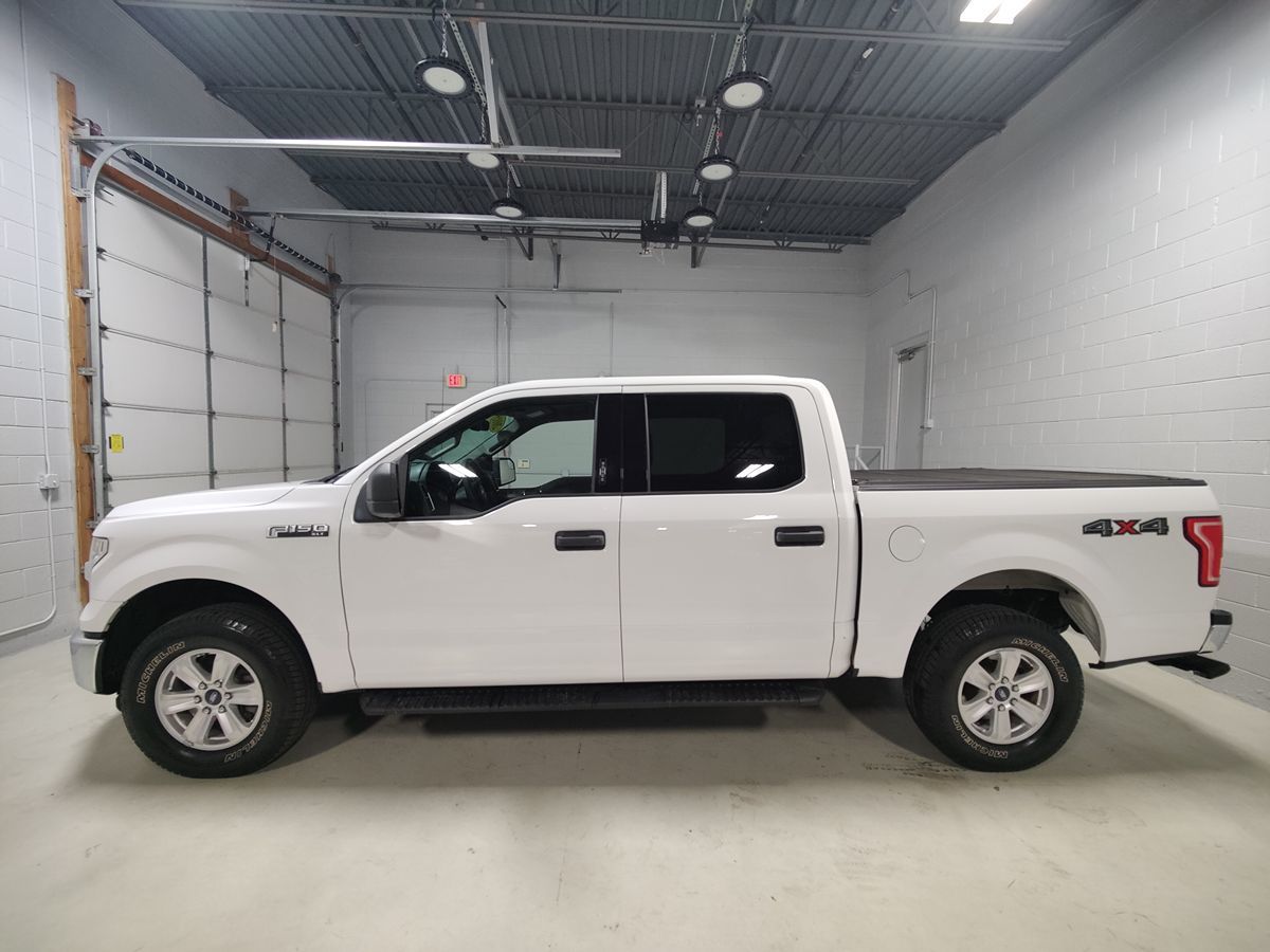 2015 Ford F-150 XLT photo 15
