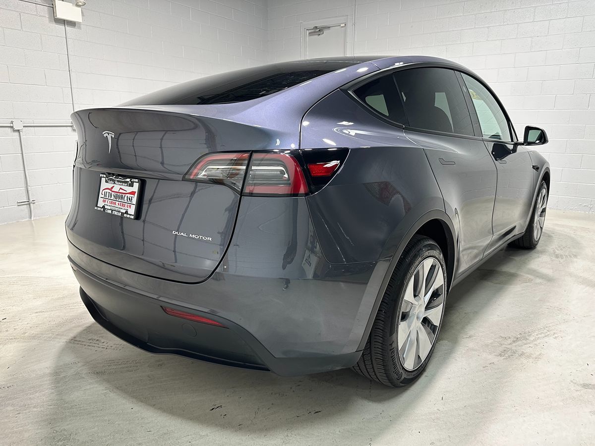 2023 Tesla Model Y Long Range photo 5