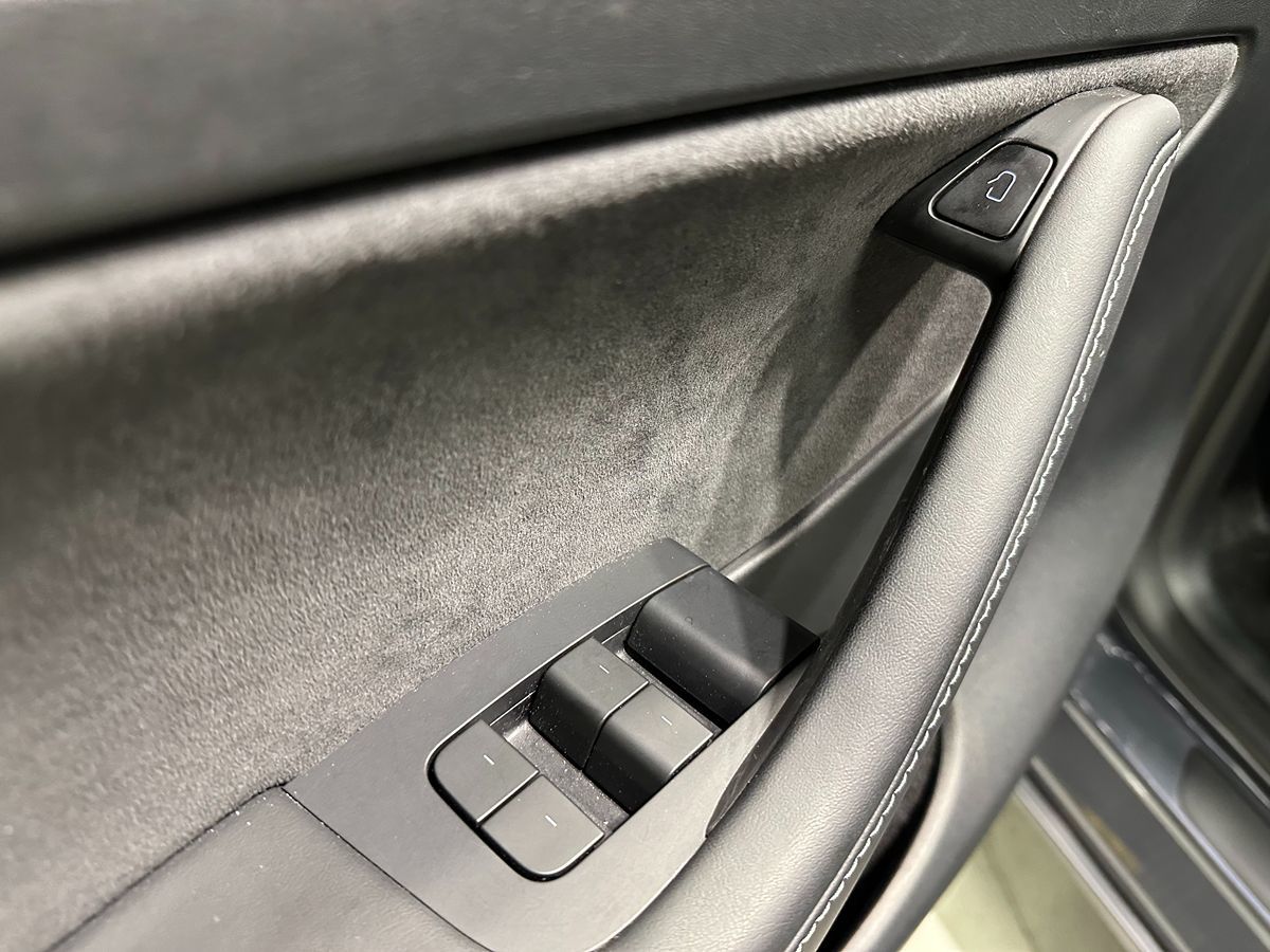 2023 Tesla Model Y Long Range photo 20