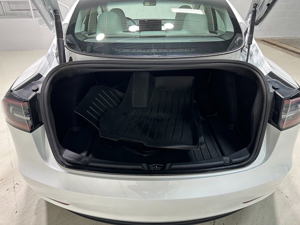 2022 Tesla Model 3 Long Range photo 7