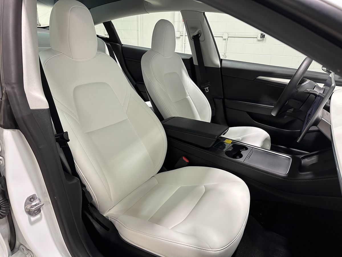2022 Tesla Model 3 Long Range photo 11