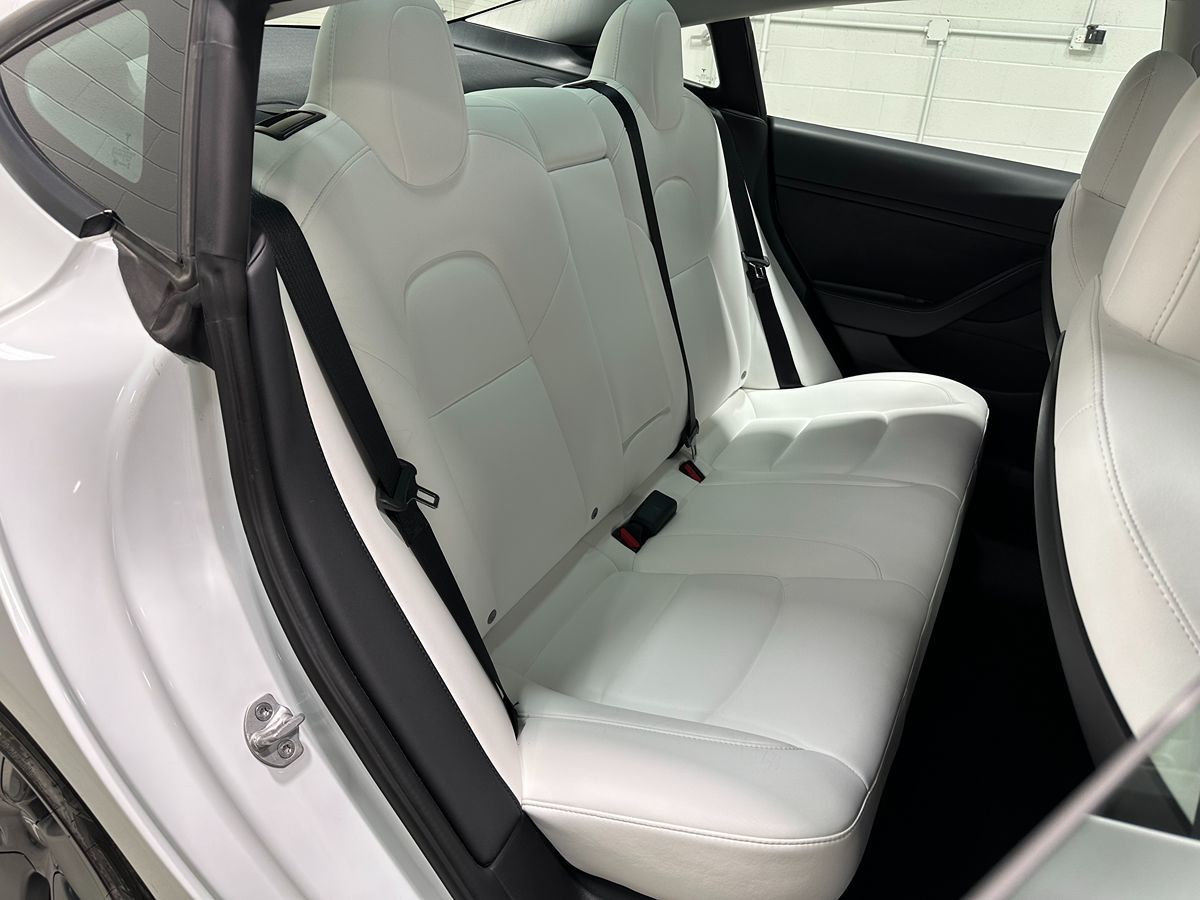 2022 Tesla Model 3 Long Range photo 15
