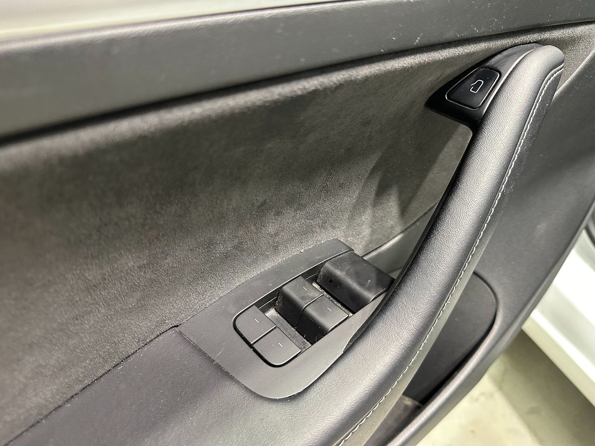 2022 Tesla Model 3 Long Range photo 22