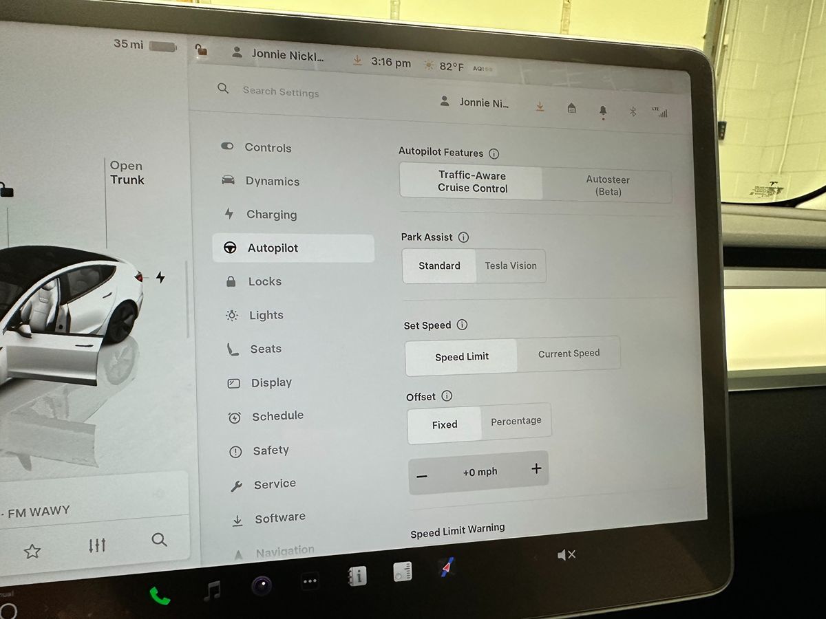 2022 Tesla Model 3 Long Range photo 29