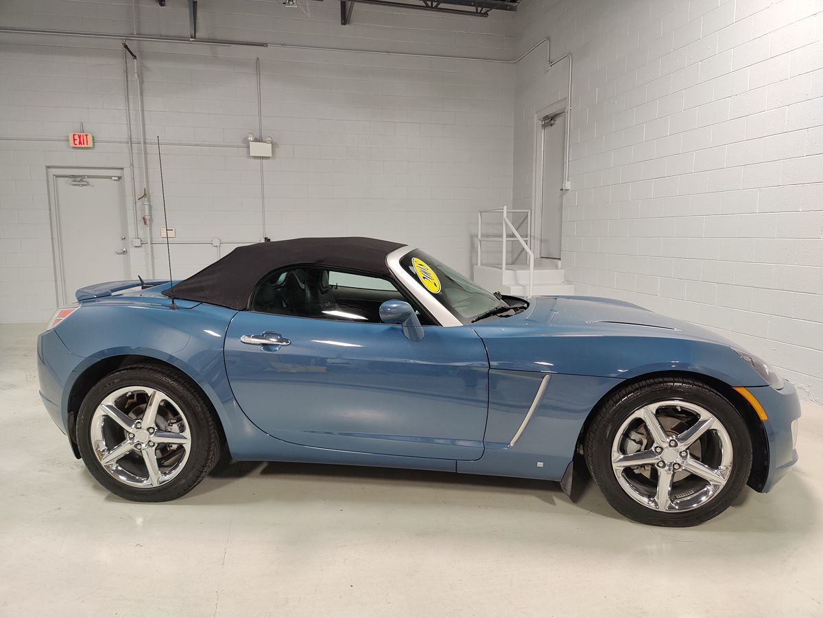 2008 Saturn Sky Turbo Convertible photo 6