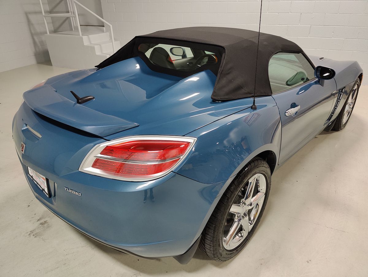 2008 Saturn Sky Turbo Convertible photo 7