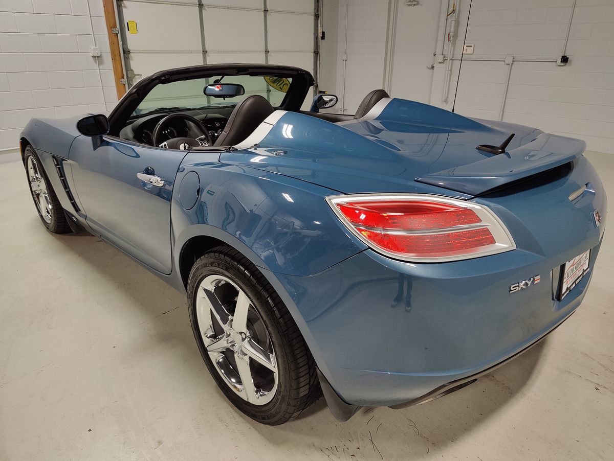 2008 Saturn Sky Turbo Convertible photo 21