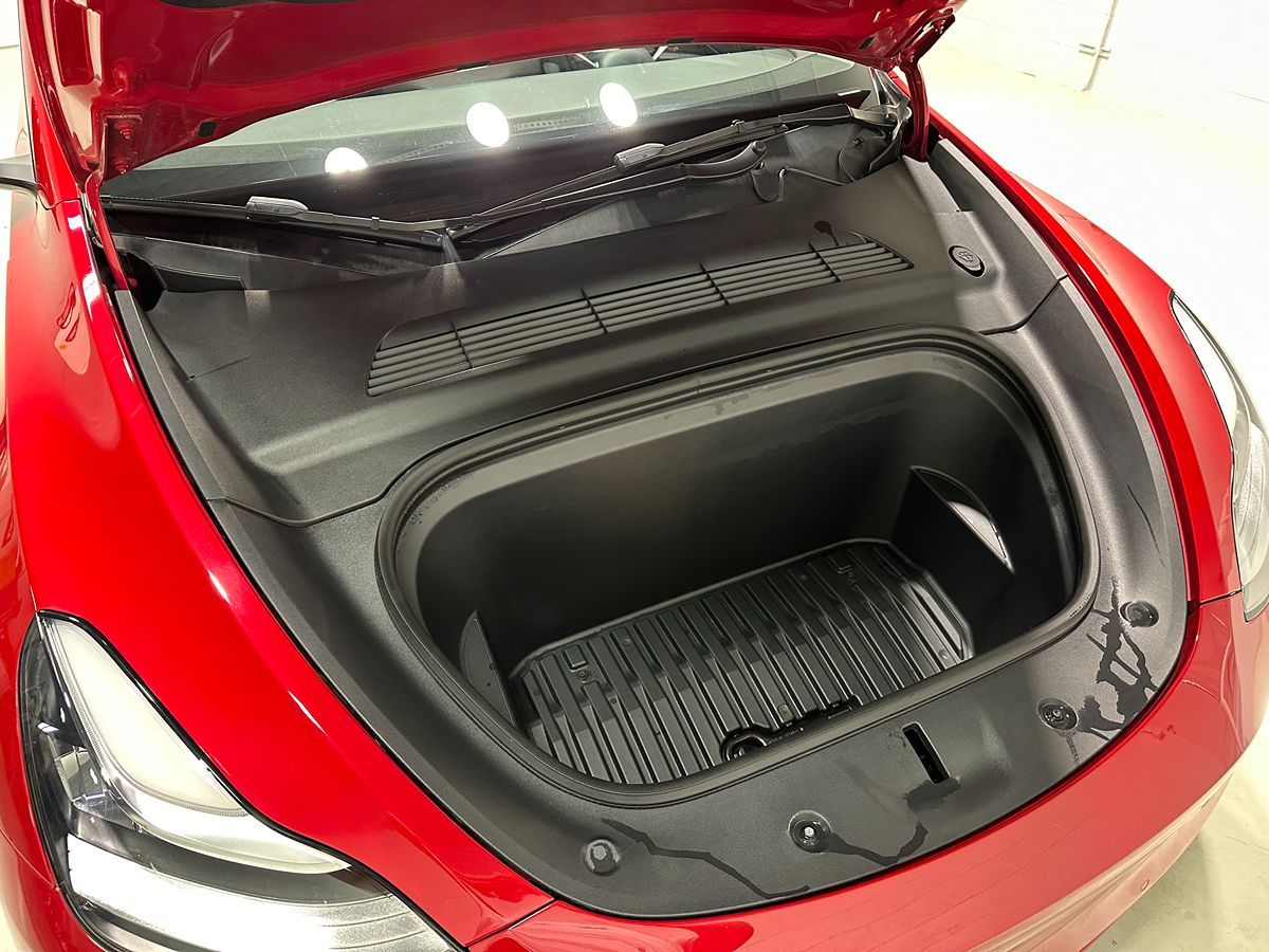 2022 Tesla Model Y Long Range photo 3