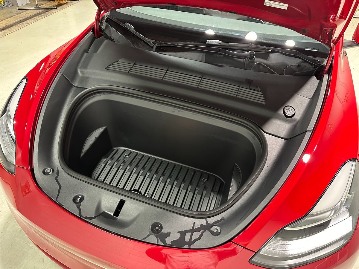 2022 Tesla Model Y Long Range photo 4