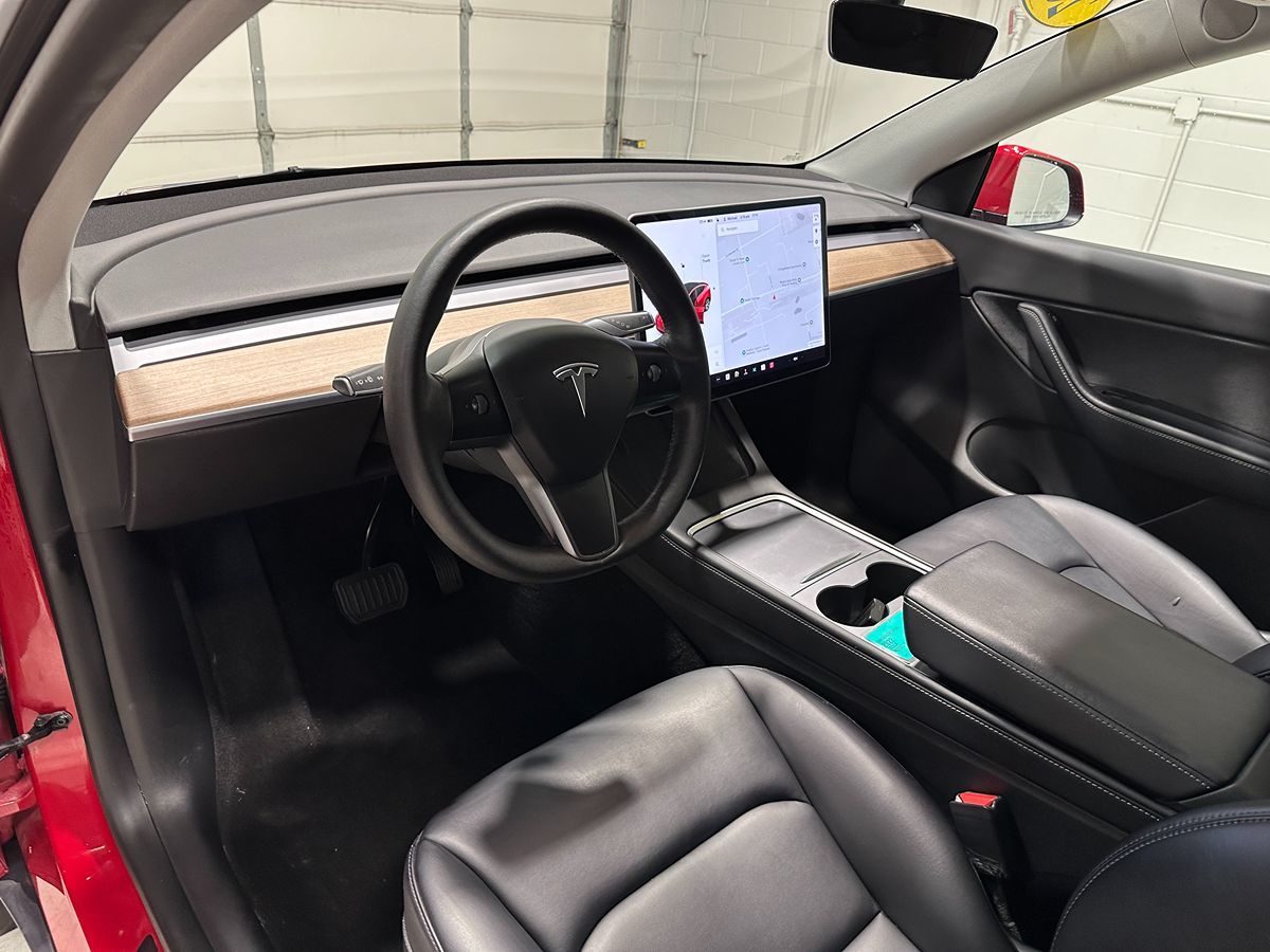 2022 Tesla Model Y Long Range photo 22