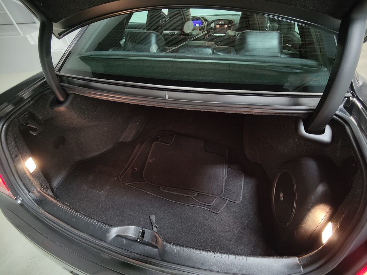 2022 Chrysler 300 photo 9