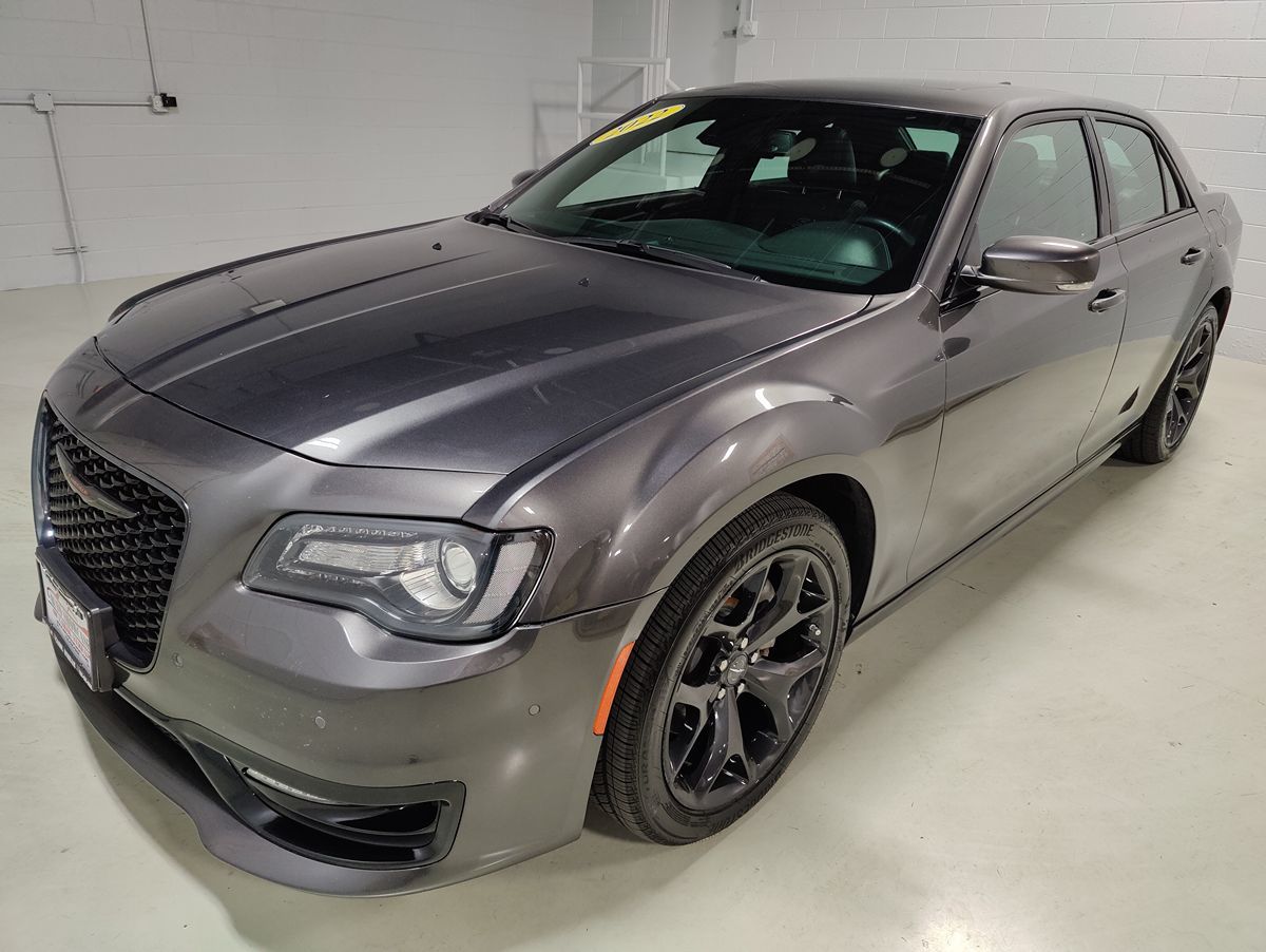 2022 Chrysler 300 photo 20