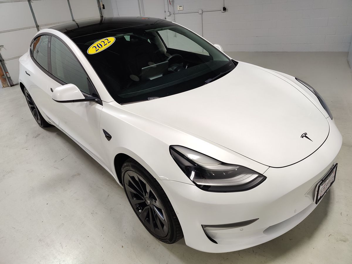 2022 Tesla Model 3 Long Range photo 2
