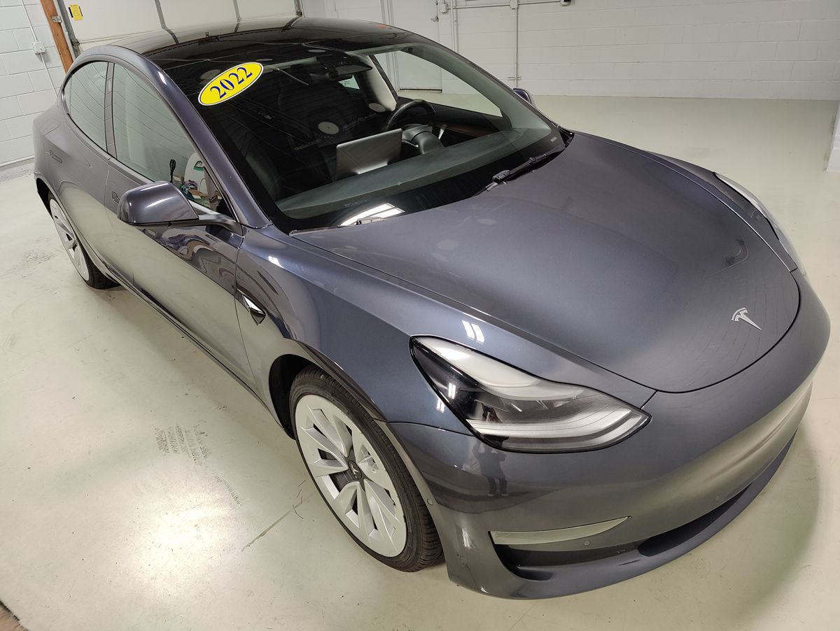 2022 Tesla Model 3 Long Range photo 2