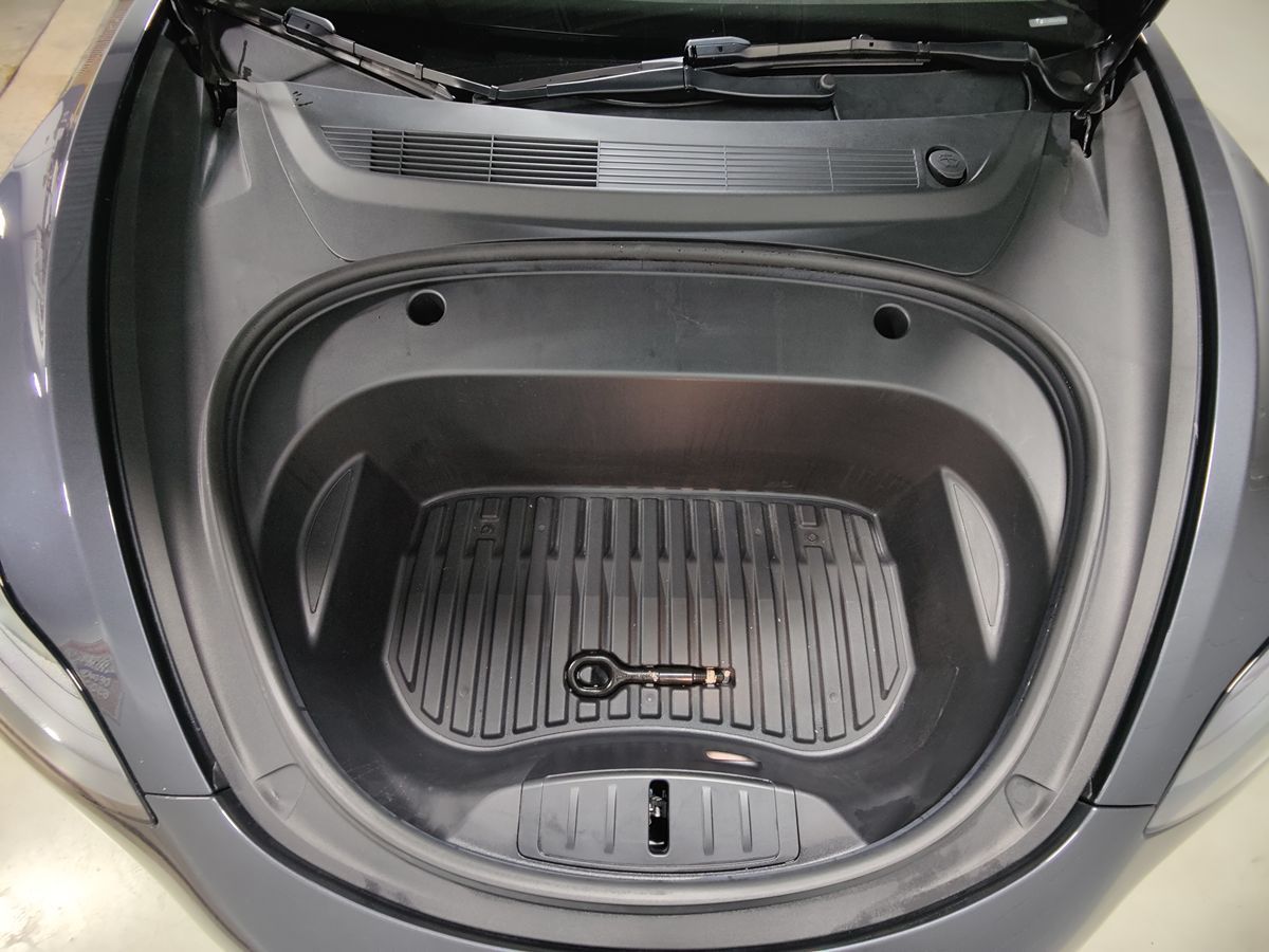 2022 Tesla Model 3 Long Range photo 4