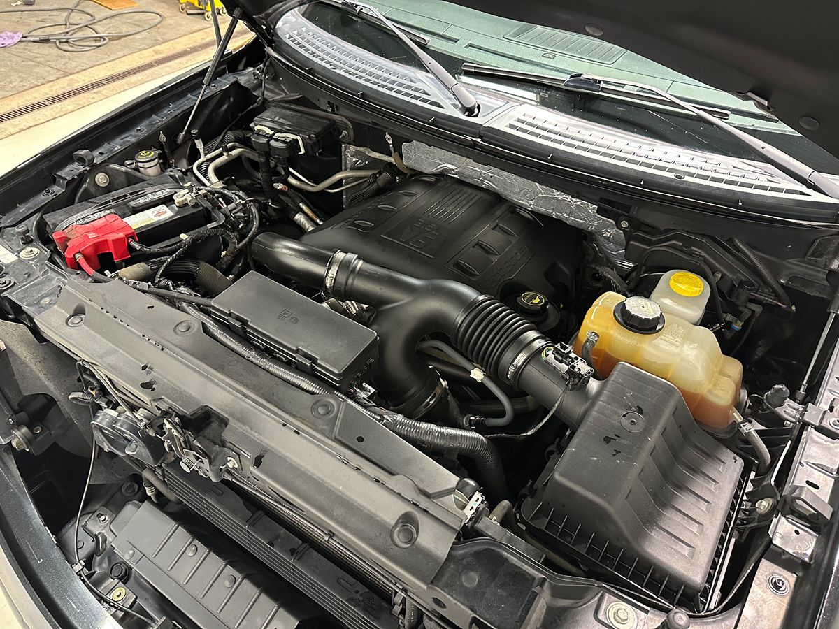 2014 Ford F-150 FX4 - Photo 4