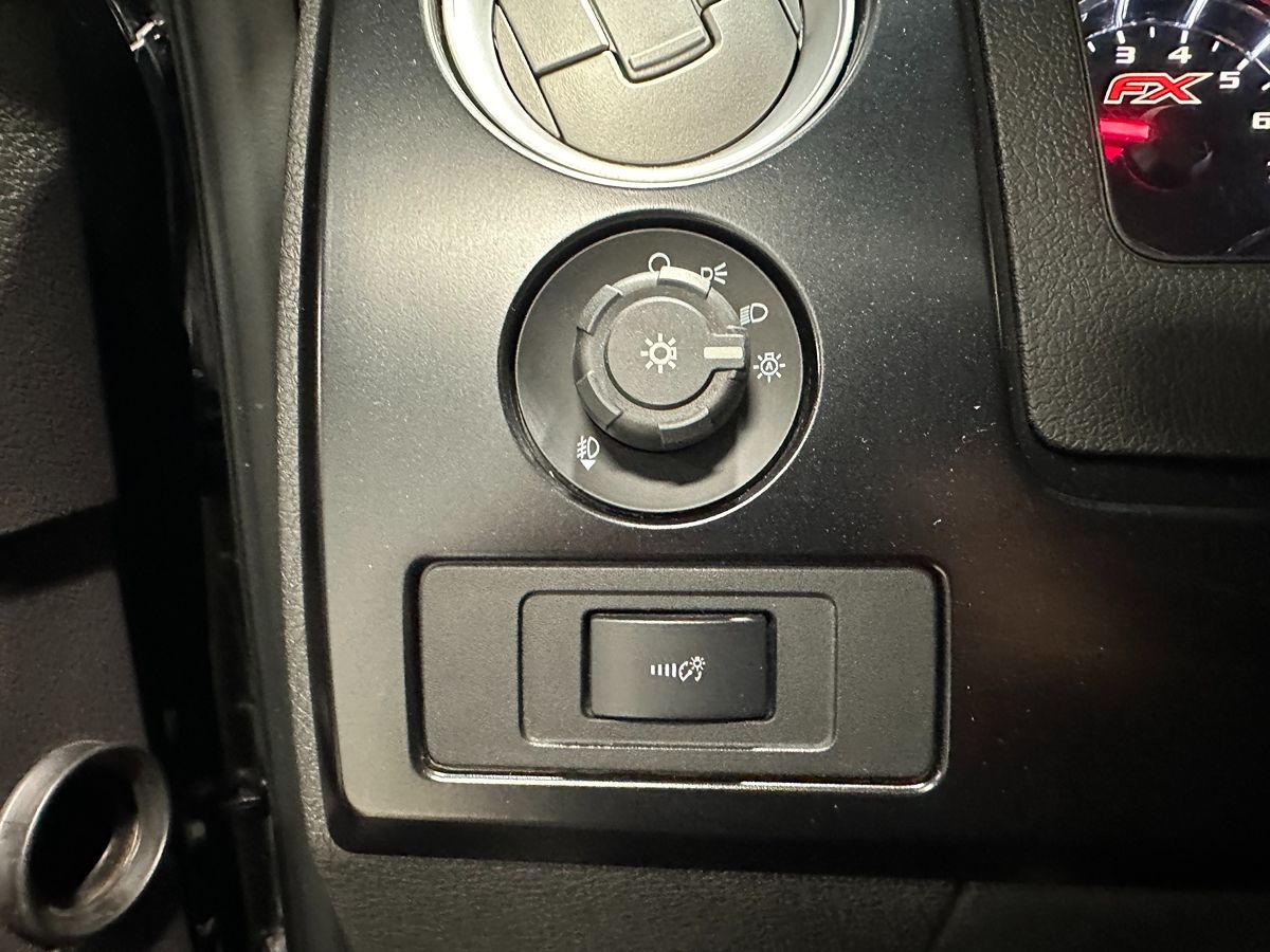 2014 Ford F-150 FX4 - Photo 21