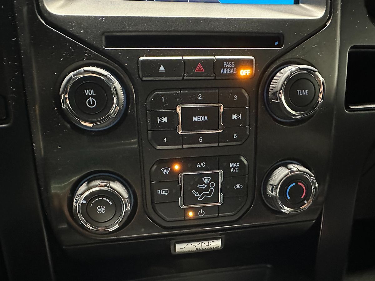 2014 Ford F-150 FX4 - Photo 26