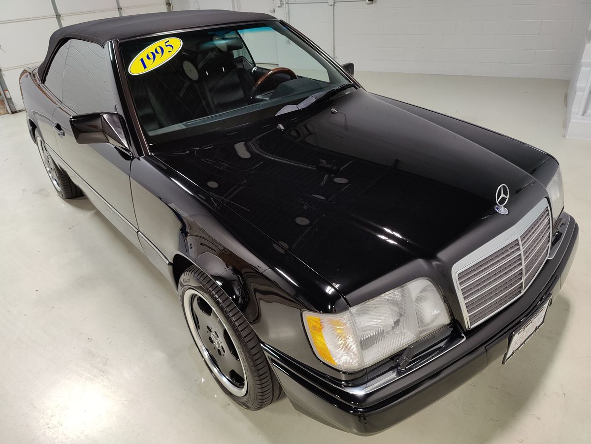 1995 Mercedes Benz E 320 Cabriolet photo 2
