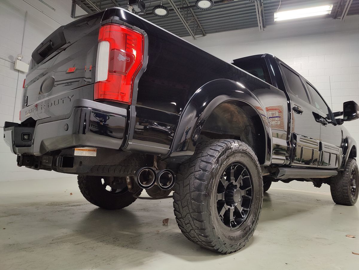 2018 Ford F-250 Lariat photo 3